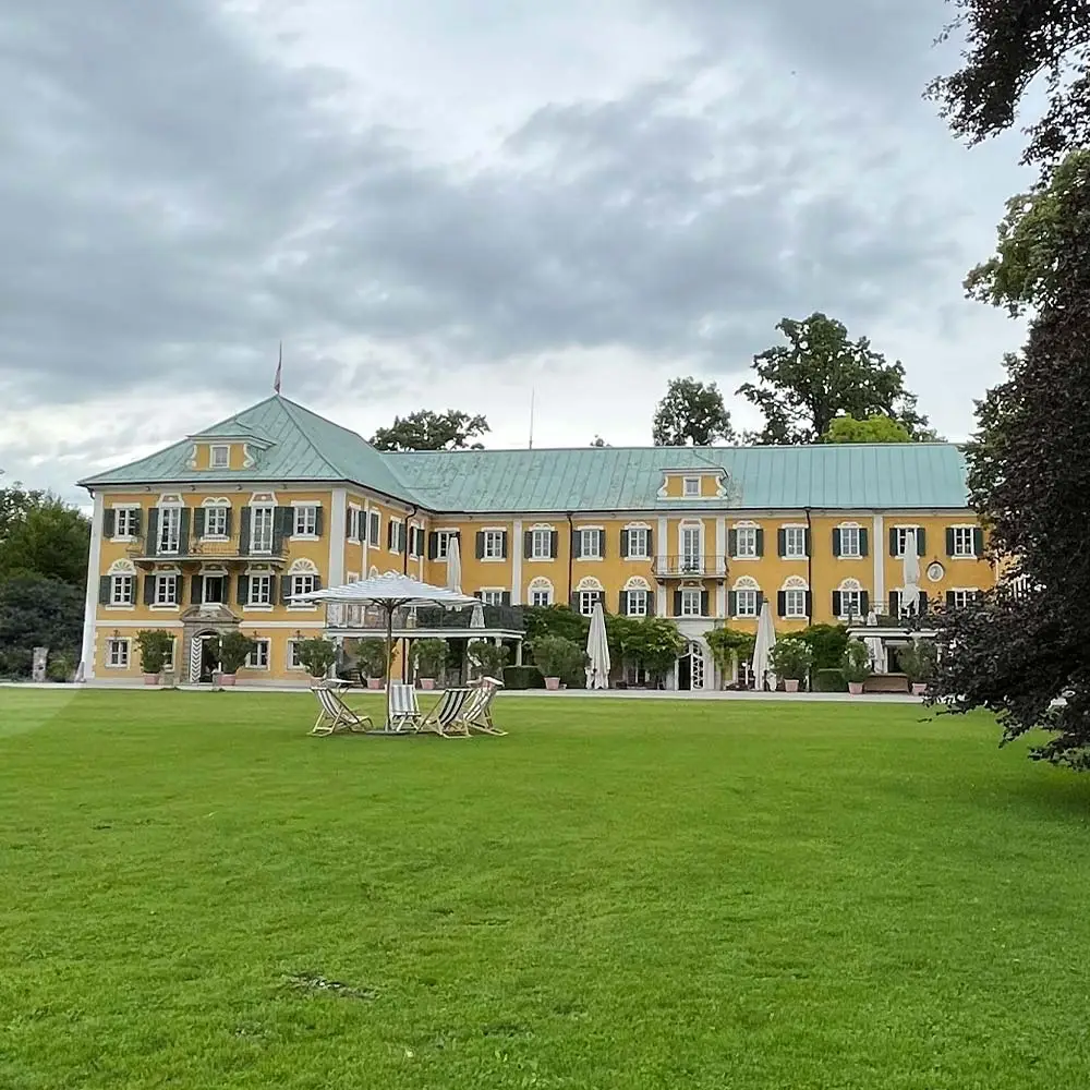 Gwandhaus Salzburg weTours Salzburg Panorama Tours