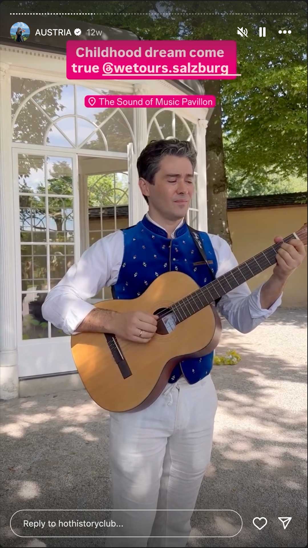 Hot History Club at the Sound of Maria Tour with Live Music – Pavilion Gazebo Salzburg