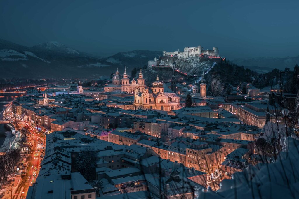 Winter Night in Salzburg from Mönchsberg – Salzburg Night Tour in Snow